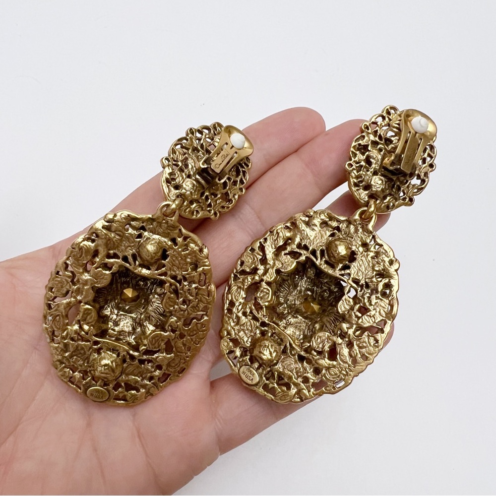 Oscar de la Renta Baroque Goldtone Enamel Floral Crystal Drop Clip On Earrings - Picture 9 of 11